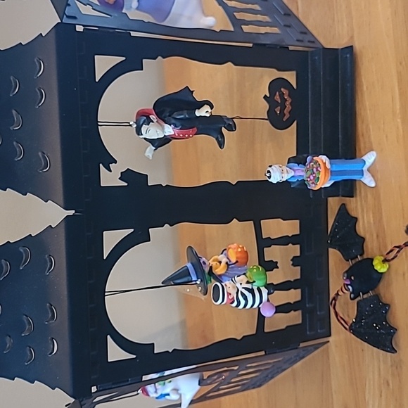 HALLMARK Retired Ghostly Gazebo Stand and Assorted Retired Halloween Ornaments - Picture 14 of 16